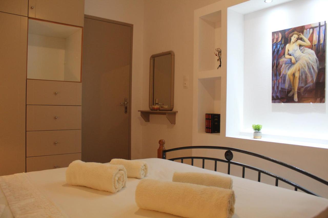 Vakis Apartments 5 Romanon Esterno foto